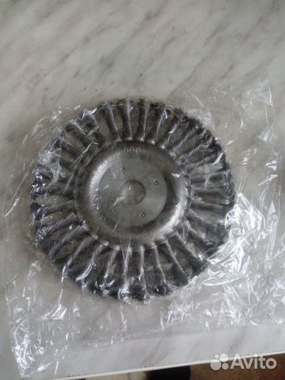 Щетка круглая на ушм