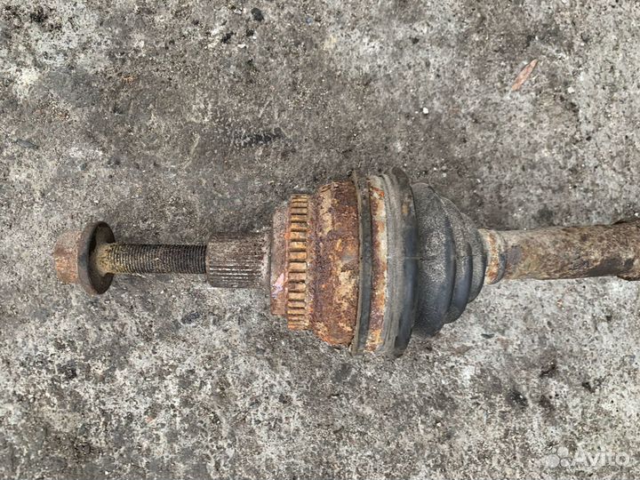 Шрус правый и леаый vw passat b5 1.9