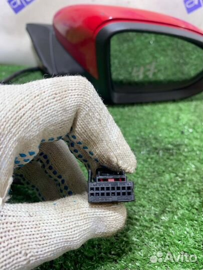 Зеркало заднего вида боковое переднее правое