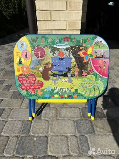 Детский столик