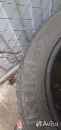 Kumho Sense KR26 215/55 R17 94H
