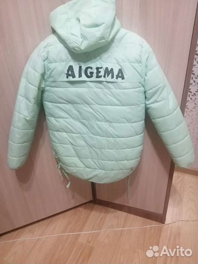 Ветровка для девочки