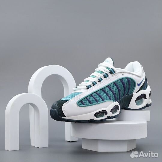 Кроссовки nike air max tailwind 4