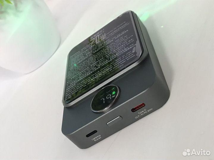 Повер банк с беспроводной зарядкой+Magseif