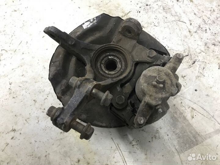 Кулак в сборе передний левый Honda Cr-V 3