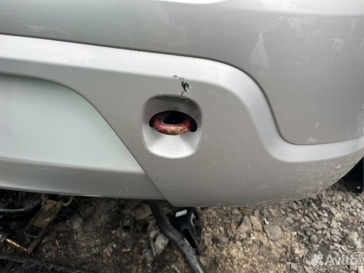 Задний бампер Рено Сандеро