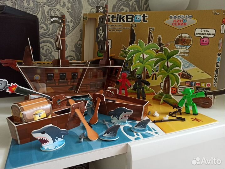 Стикбот студия пиратский корабль