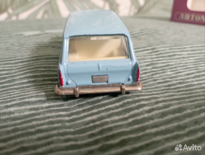 Модель автомобиля москвич 426 СССР