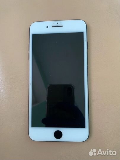 Телефон iPhone 7 plus