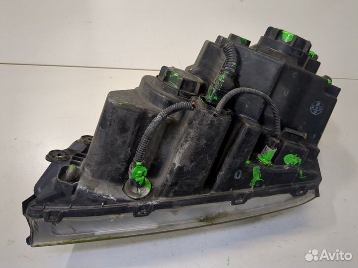 Фара (передняя) киа Sorento, 2005