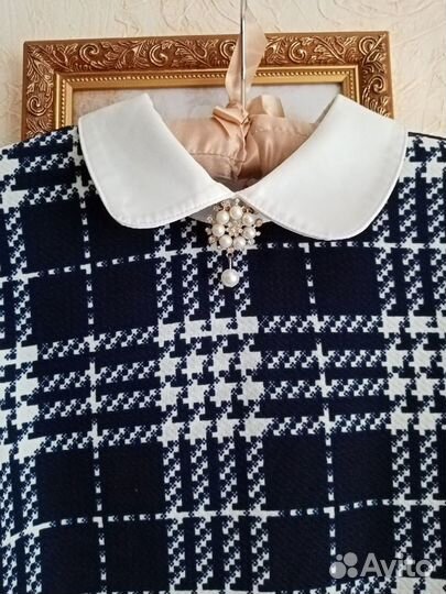 Блузка с брошкой 42-44