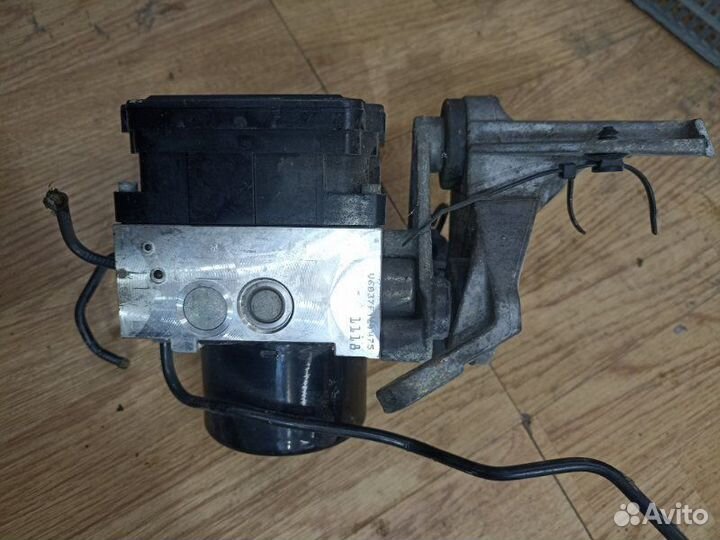 Блок ABS Mercedes-Benz C-Class W204 2007-2015