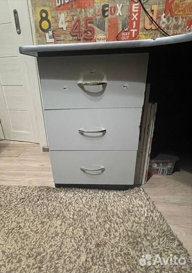 Мебель в детскую комнату