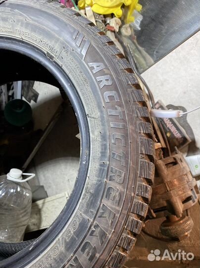 Arctic Trucks AT405 185/65 R15 92