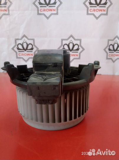 Мотор печки Toyota Corolla E150