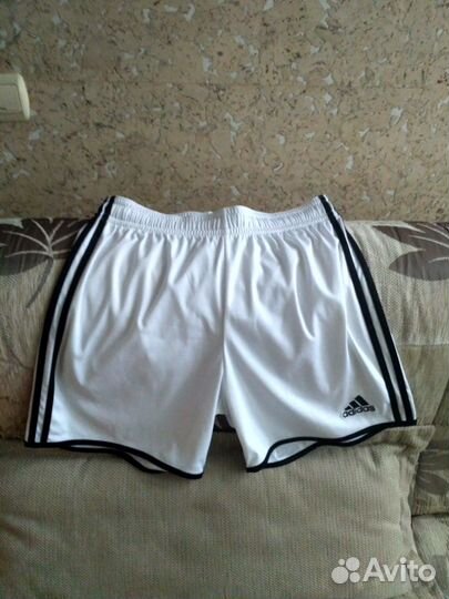 Футбольные шорты Adidas и майка keimo, размер L
