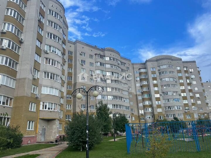 3-к. квартира, 100,6 м², 4/9 эт.
