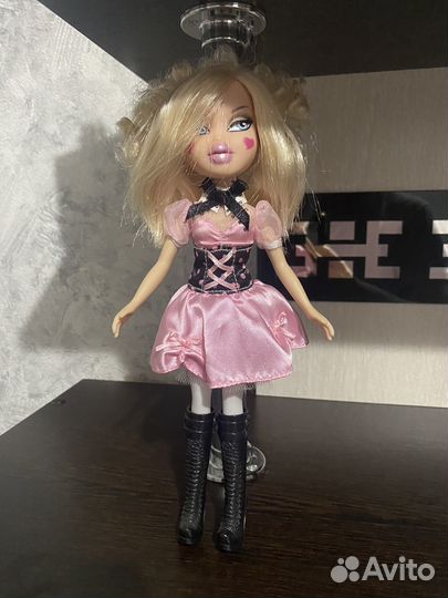Кукла Bratz