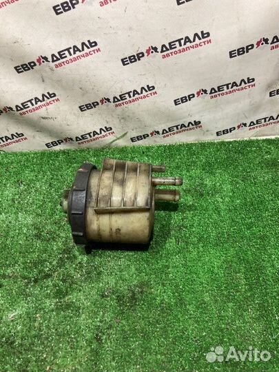 Бачок гидроусилителя руля Volkswagen Pointer