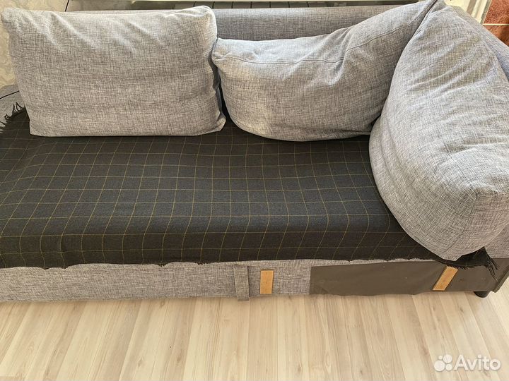 Угловой диван