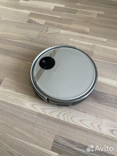 Робот пылесос