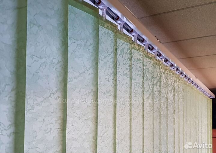 Жалюзи горизонтальные, вертикальные, рулонные