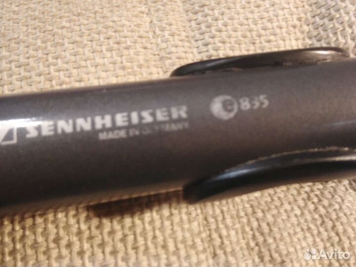 Shire sm58, Sennheiser e 835 вокальные микрофоны