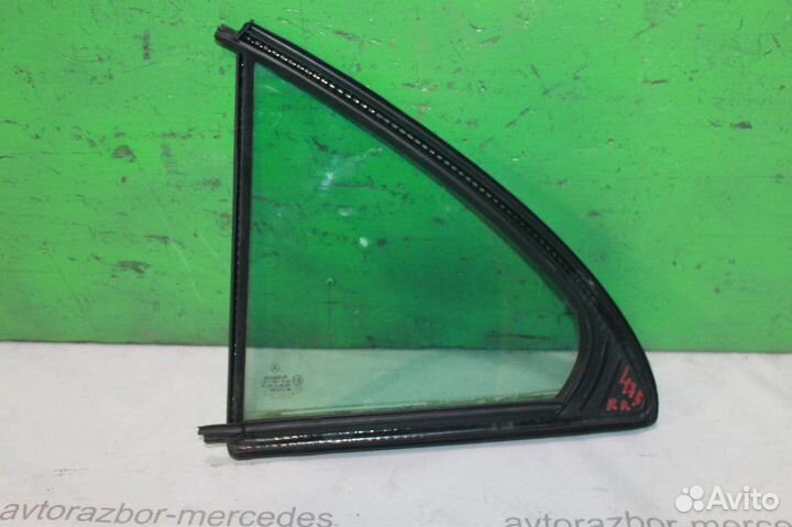 Стекло двери заднее правое Mercedes C-Class W203