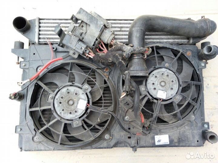 Диффузор радиатора Volkswagen Sharan