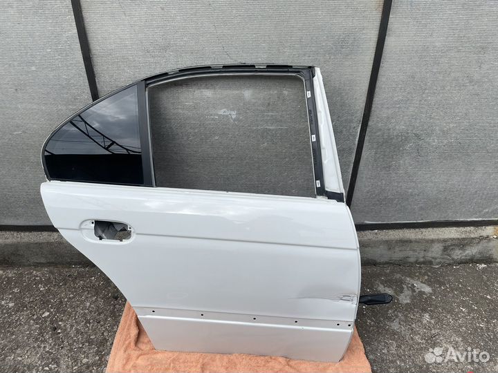 Дверь bmw e39 правая задняя