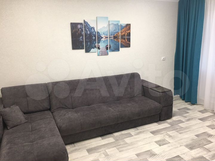 2-к. квартира, 48 м², 9/9 эт.