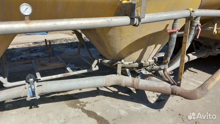Полуприцеп цементовоз Spitzer SF 2433/2UN PM, 1984