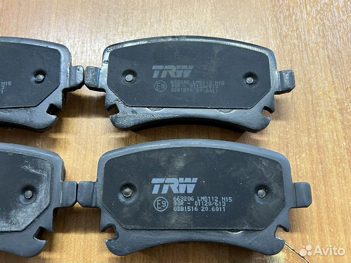 Задние колодки VAG TRW 4B3698451A