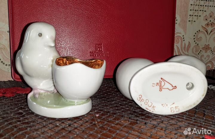 Подставка под яйцо Цыплёнок фарфор