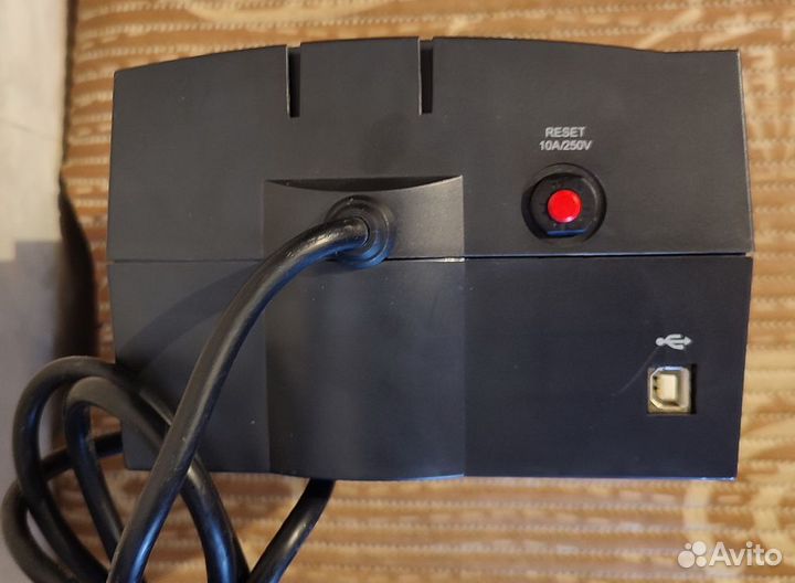 Ибп CyberPower BS650E с акб