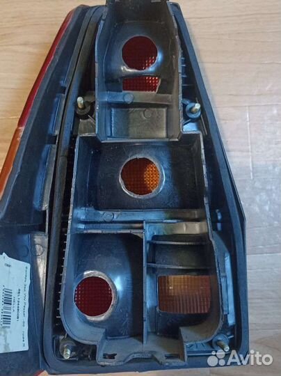 Фонарь задний правый VW Passat B2