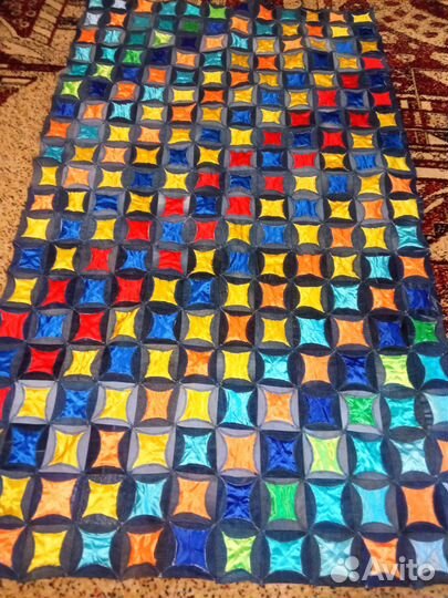 Пледы и покрывало