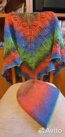 Шапка и шаль дизайнерские из 100 шерсти Дундага