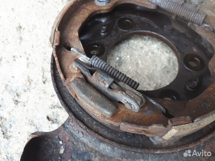 Механизм стояночного тормоза RL Hyundai I30 FD