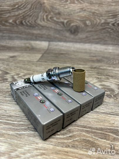 Свечи зажигания VAG, 101000063AA