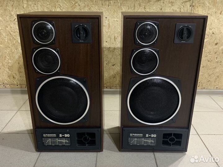 Радиотехника S-90 35ас-012