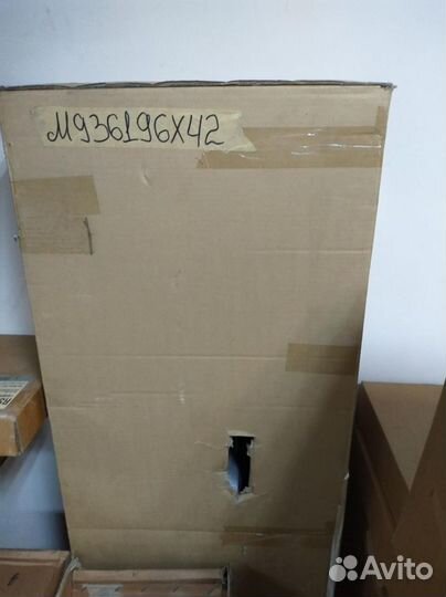 M936196X42 - спойлер задний, цвет Х42