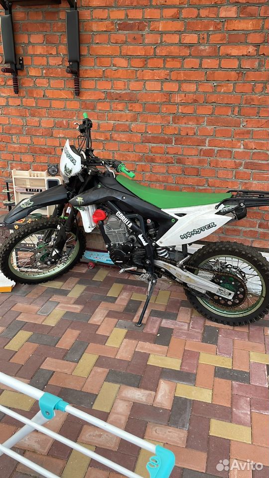 Regulmoto ZR 250