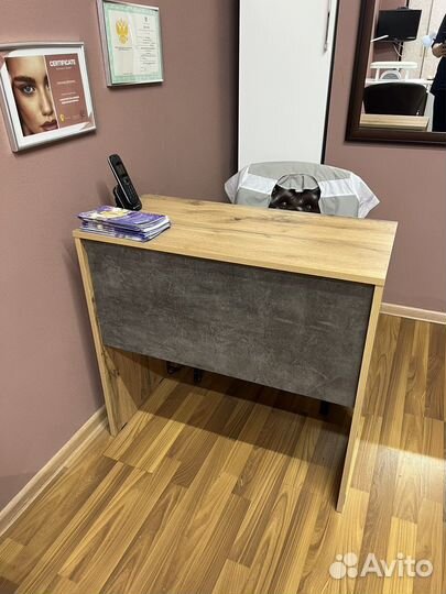 Письменный стол