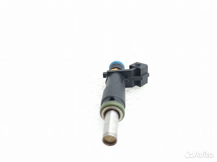 Форсунка топливная Chevrolet Cruze 1.8 F18D4 2011