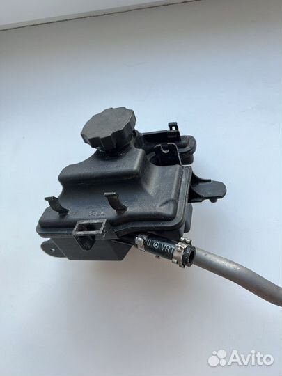 Бачок гур mercedes AMG