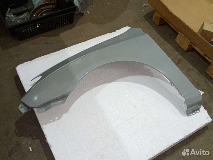 Крыло переднее левое Elantra IV