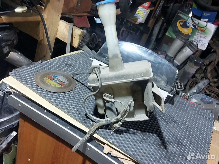 Бачок омывателя лобового стекла Chevralet Lanos