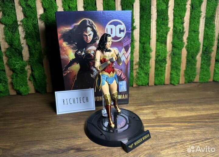 Фигурка Чудо Женщина