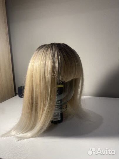 Парик светлый